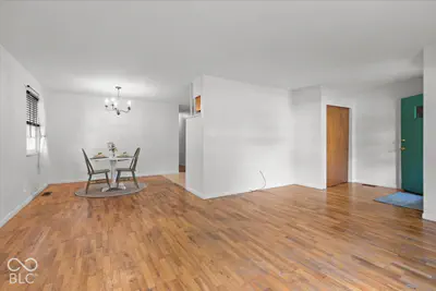 175 8th Street, Zionsville - 11