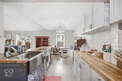1480 Hedge, Greenfield - 9