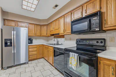 7132 Sea Pine Drive, Indianapolis - 16