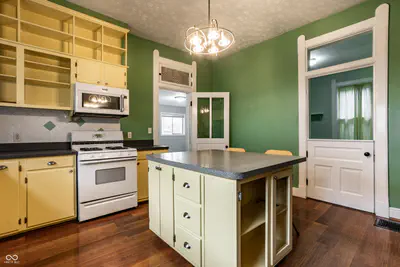 1527 Woodlawn Avenue, Indianapolis - 18