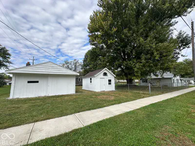 208 N East, Roachdale - 64