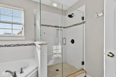 9107 Driftwood Court, McCordsville - 54