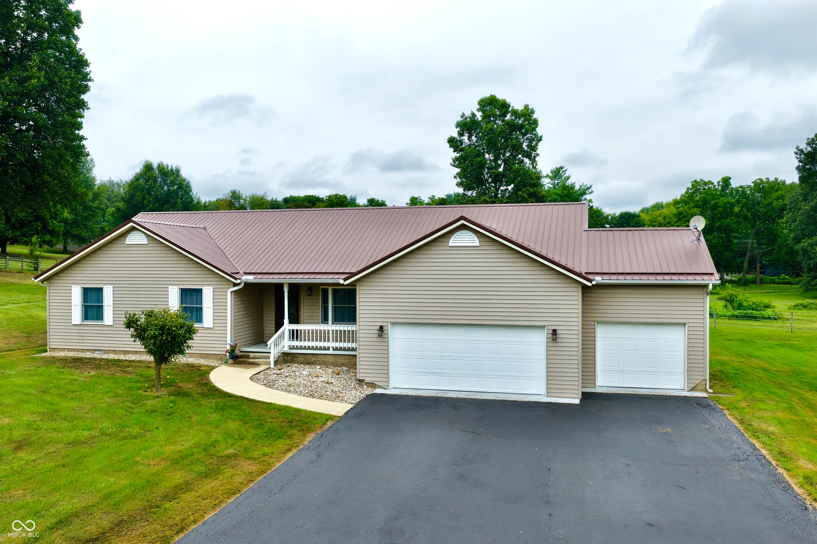 4435 Ellington, Spencer