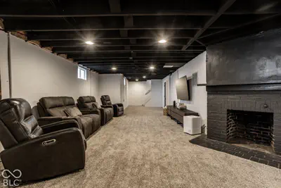 260 W 44th Street, Indianapolis - 30