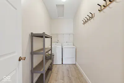 9653 200 Road, Flat Rock - 19