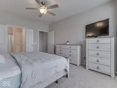 526 King Fisher Drive, Brownsburg - 17