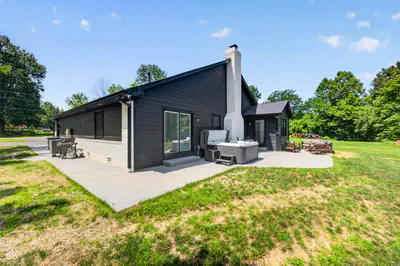 6876 W 300 S, Morgantown - 59