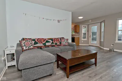 7349 Plantation Lane, Avon - 18