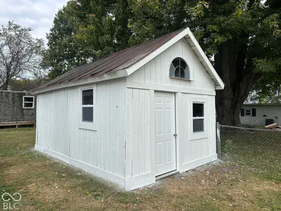 208 N East, Roachdale - 60