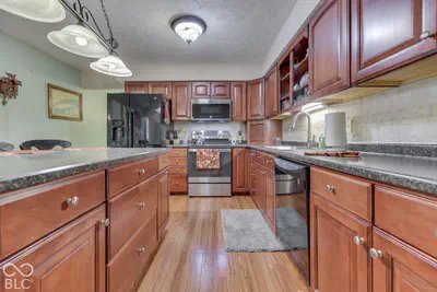 8658 Gunpowder Drive, Indianapolis - 10
