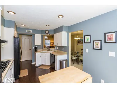 10812 Washington Bay Drive, Fishers - 17