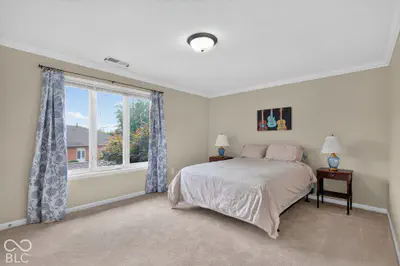 536 Hunters Drive, Carmel - 25