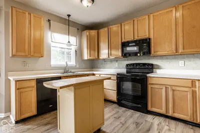 6843 Thousand Oaks Lane, Indianapolis - 34
