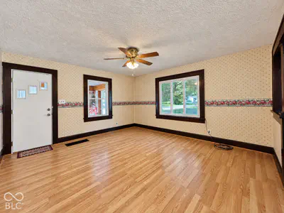 559 S Sycamore Street, Martinsville - 45