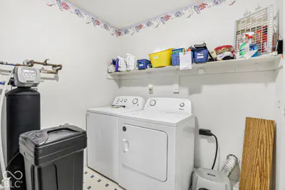320 E Quail Wood Lane, Westfield - 24