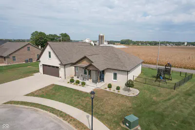 3522 Castlerock Ct., Seymour