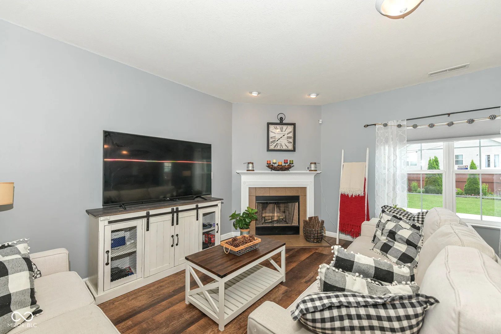 17089 Stroud Lane, Westfield