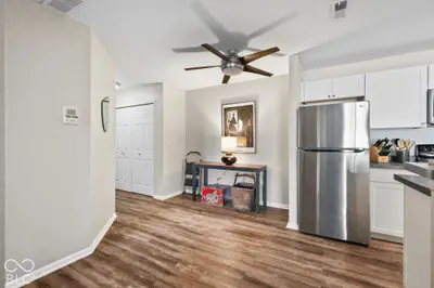4311 Village Parkway Circle W #2, Indianapolis - 24