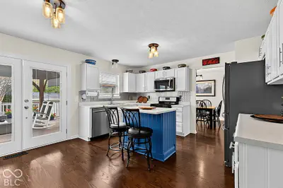 703 Trent Drive, Greenwood - 21