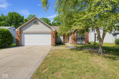 1102 Winding Hart Drive, Indianapolis