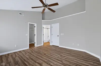 433 Sheets Drive, Carmel - 17