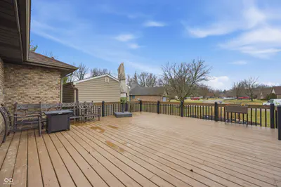 209 Copperwood Court, Muncie - 37