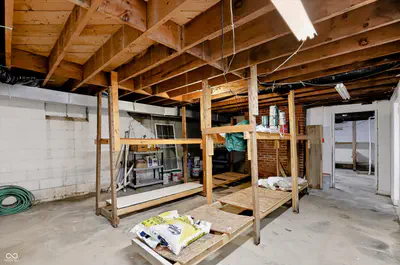 9510 235th Street, Cicero - 57