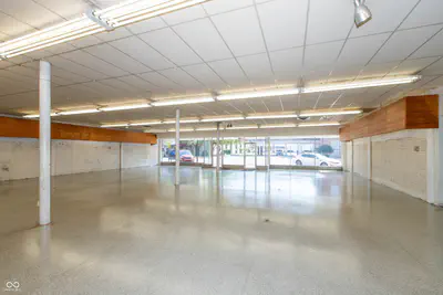 116 Chestnut Street, Seymour - 11