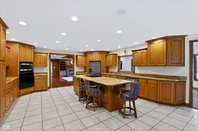 7511 Poplar Point Drive, Trafalgar - 17