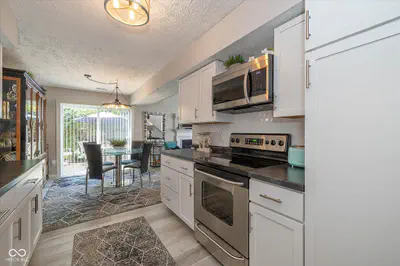 9303 Golden Oaks, Indianapolis - 8