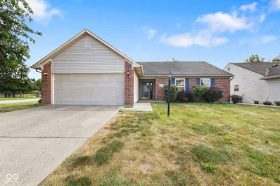 8343 Crosser Drive, Indianapolis