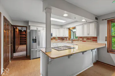 400 E Greyhound Pass, Carmel - 9