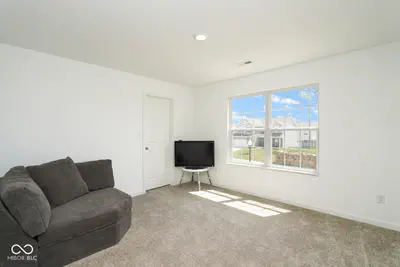 6602 W Whispering Way, Greenfield - 44