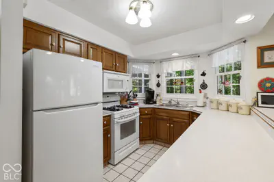 4238 S Carrie Drive, New Palestine - 24