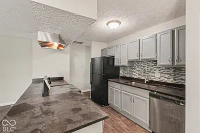 5926 Dabny Court, Indianapolis - 11