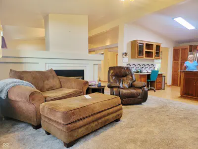 592 Paradise Drive, Rochester - 27