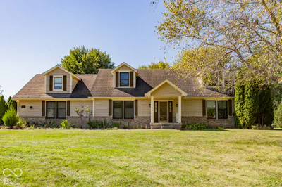 8852 Lesley Lane, Brownsburg - 44