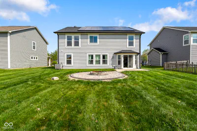 5571 W Woodhaven Drive, McCordsville - 38