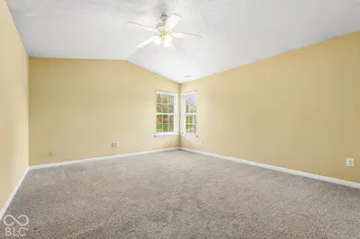 15366 Ten Point Drive, Noblesville - 40