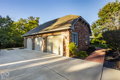 9037 Pinecreek Way, Indianapolis - 26