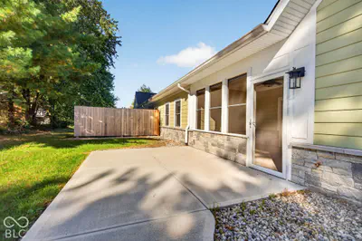 307 Blue River Drive, Knightstown - 39