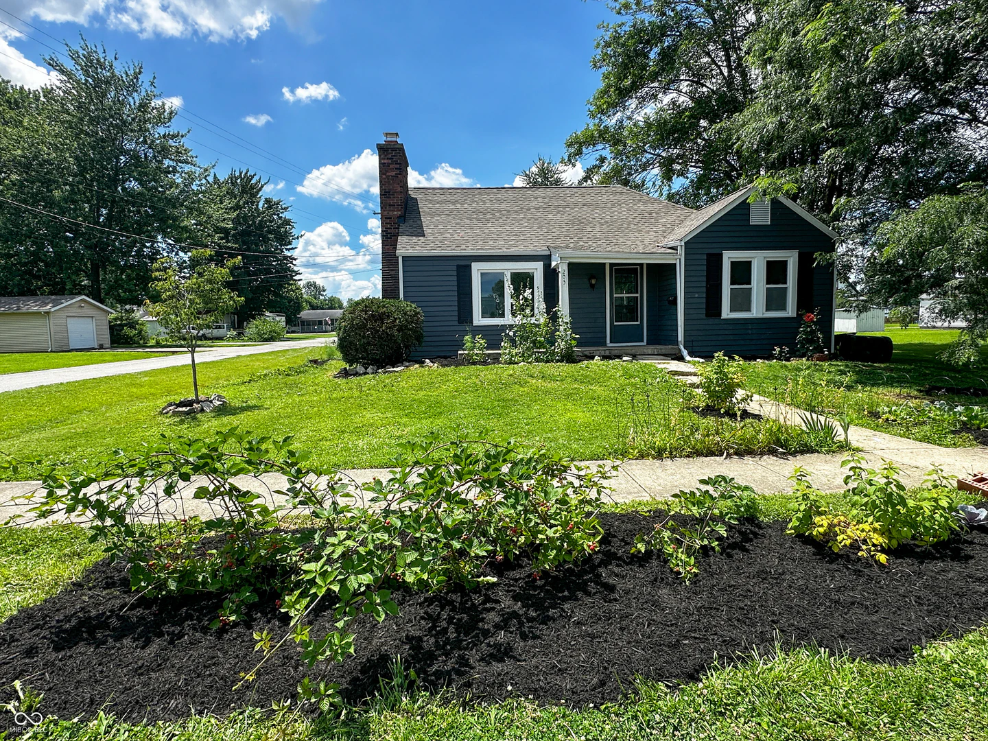 205 Sycamore Streets, Osgood
