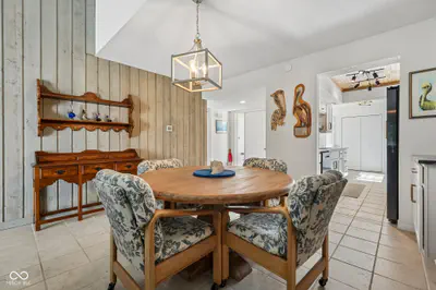 9105 Greenridge Lane, Bloomington - 14