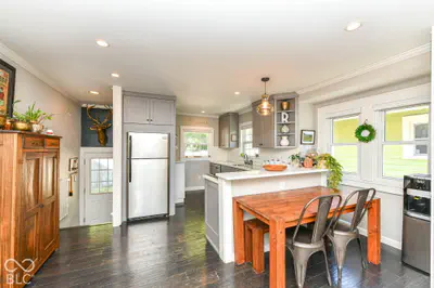 906 E 50th Street, Indianapolis - 6