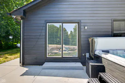 6876 W 300 S, Morgantown - 53