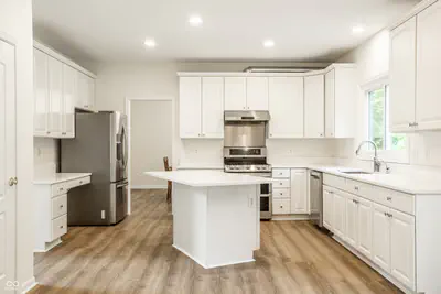 10024 Barth Drive, Zionsville - 10