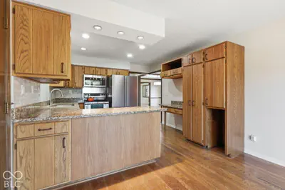 3870 Coventry Way, Carmel - 28