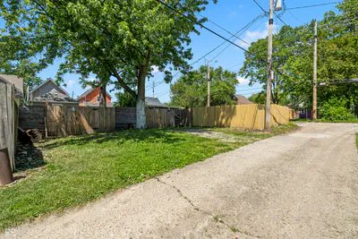 1119 S Randolph Street, Indianapolis - 37