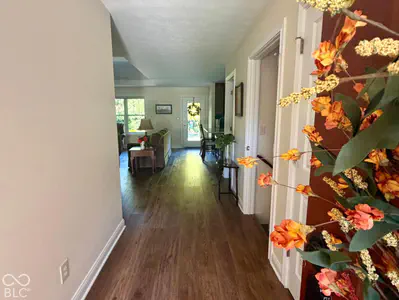 6658 English Oak Drive, Avon - 3