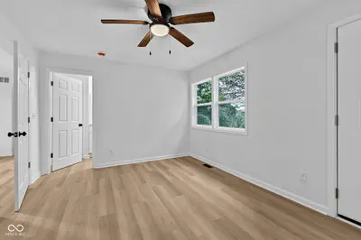 1201 N State Road 157, Bloomfield - 21